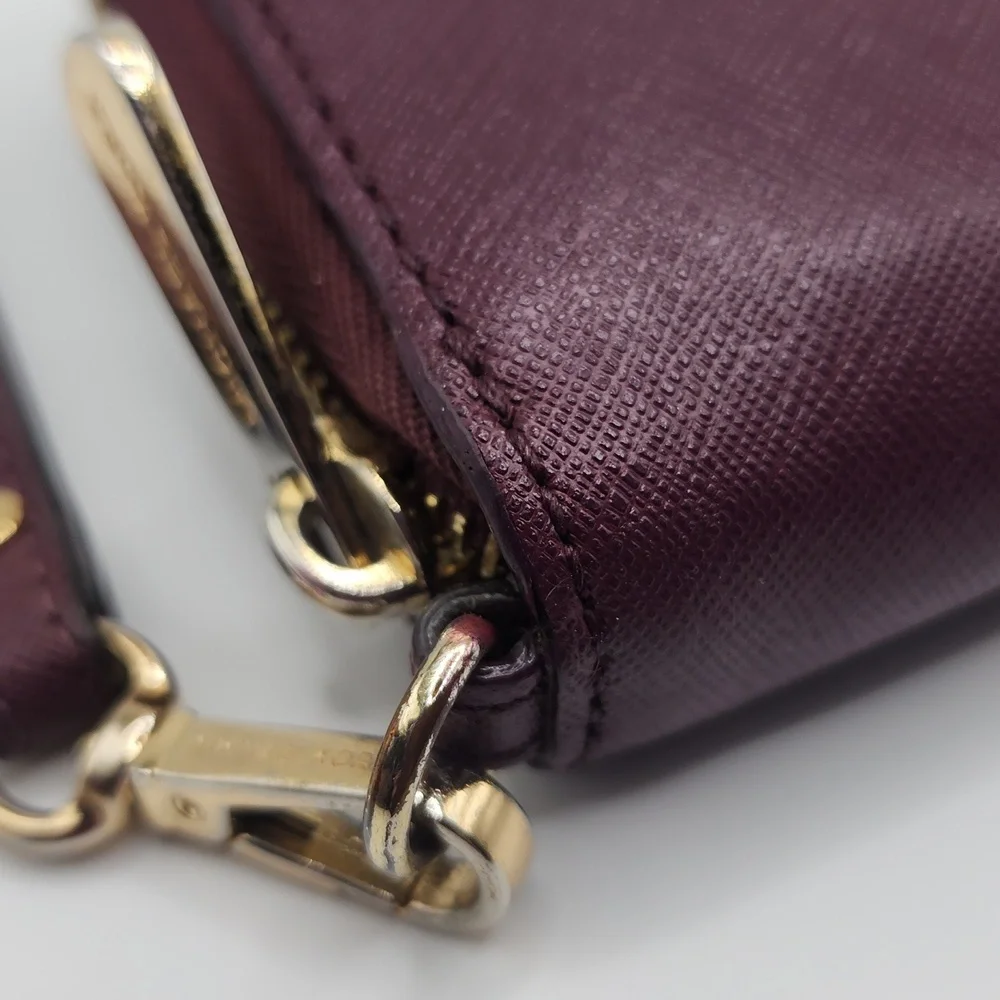 Michael Kors Large Continental Wallet Wristlet Leather, Bordeaux color Like New - Picture 4 of 11